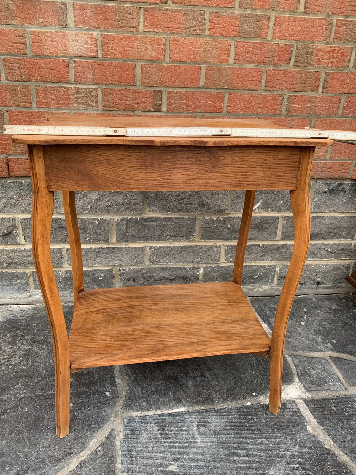 Table d’appoint en bois style Louis XV, Huis en Inrichting, Ophalen, Zo goed als nieuw