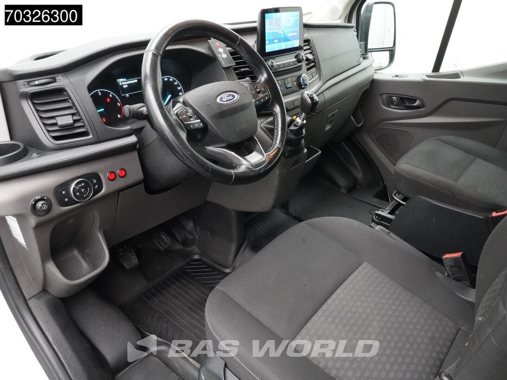 Ford Transit 130pk Dubbel Cabine Open Laadbak Trekhaak Navi, Stof, Euro 6, 4 cilinders, Wit