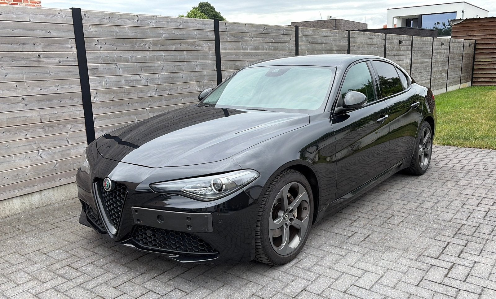 Alfa romeo Giulia 2.0T Sprint Benzine 200pk Automaat, Auto's, Automaat, 4 deurs, Achterwielaandrijving, 1995 cc