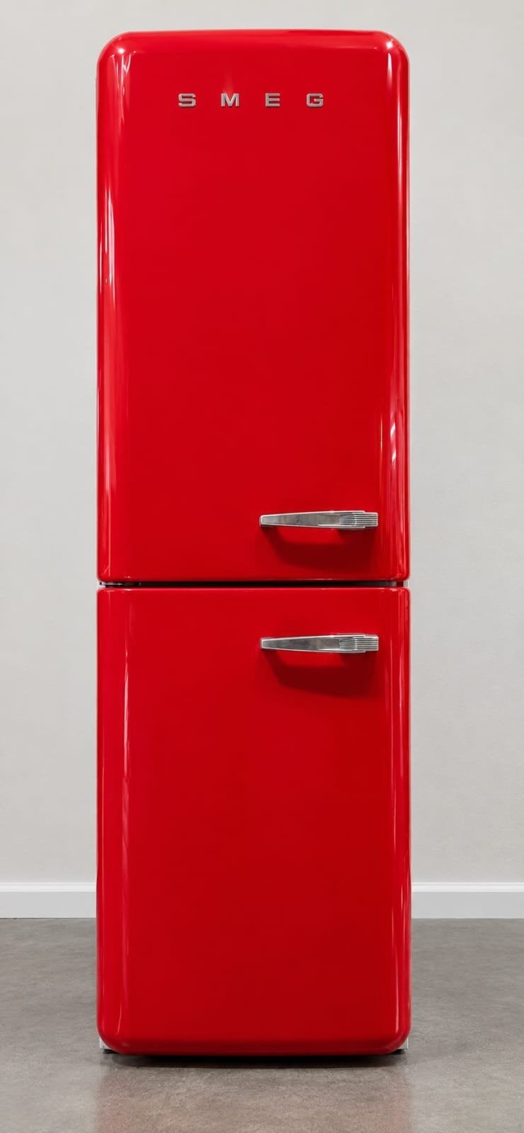 SMEG.koelvriescombiatie.3 jaar oud nieuw staat, 200 liter of meer, 60 cm of meer, Zo goed als nieuw, Energieklasse A of zuiniger