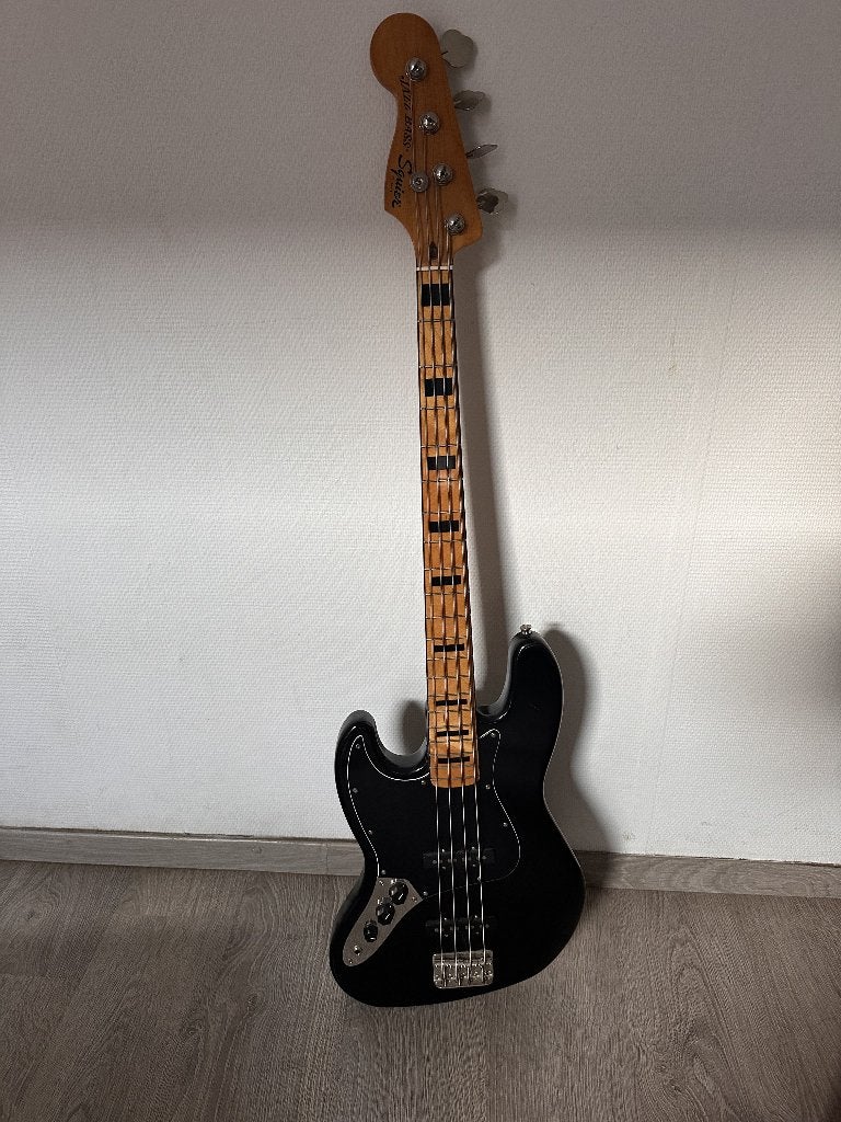 squier jazz bass, Muziek en Instrumenten, Ophalen, Zo goed als nieuw, Elektrisch