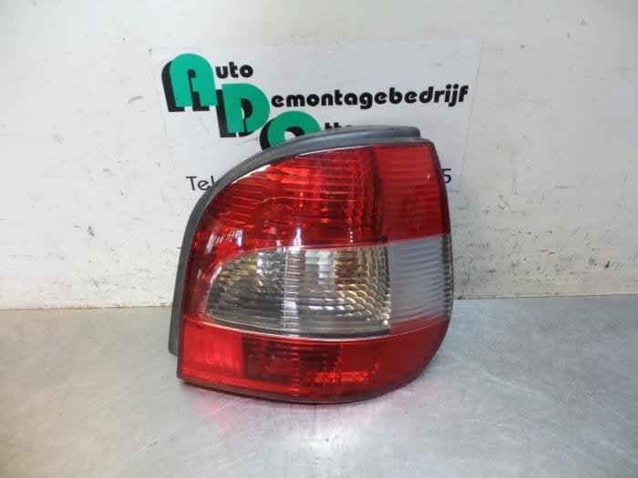 Feu arrière droit d'un Renault Scenic (Scenic 99-), Renault, -, 3 mois de garantie, Utilisé