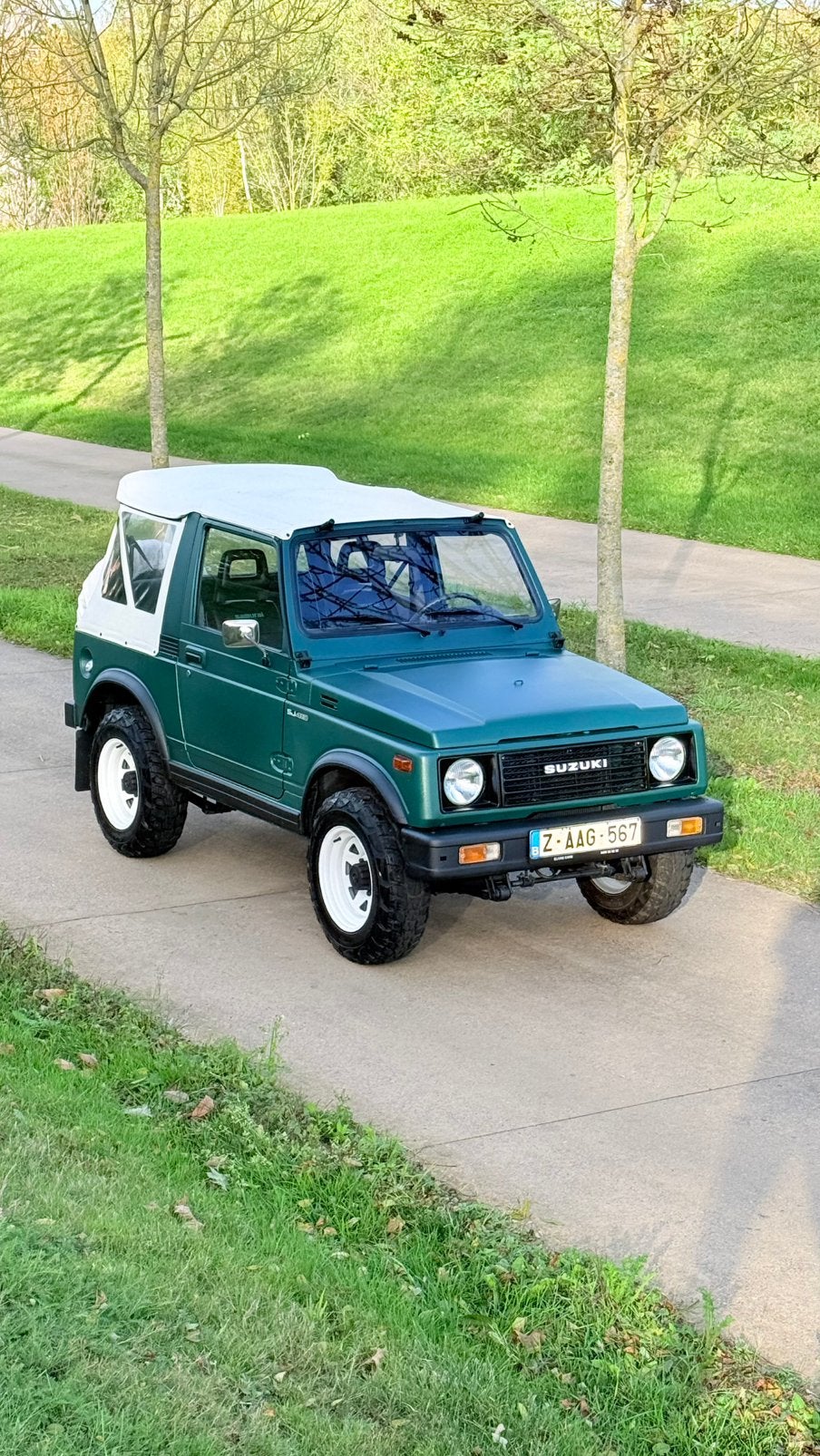 Suzuki samurai 1.3i Oldtimer, Auto's, Samurai, Bedrijf, https://public.car-pass.be/vhr/365a6c59-d686-42d4-99f3-964a0315780d, SUV of Terreinwagen
