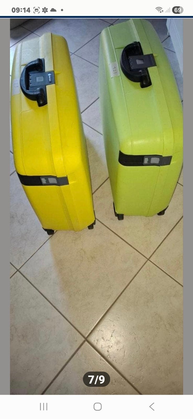 2 koffers lichte groene en gele
( 2 wielen ), Ophalen