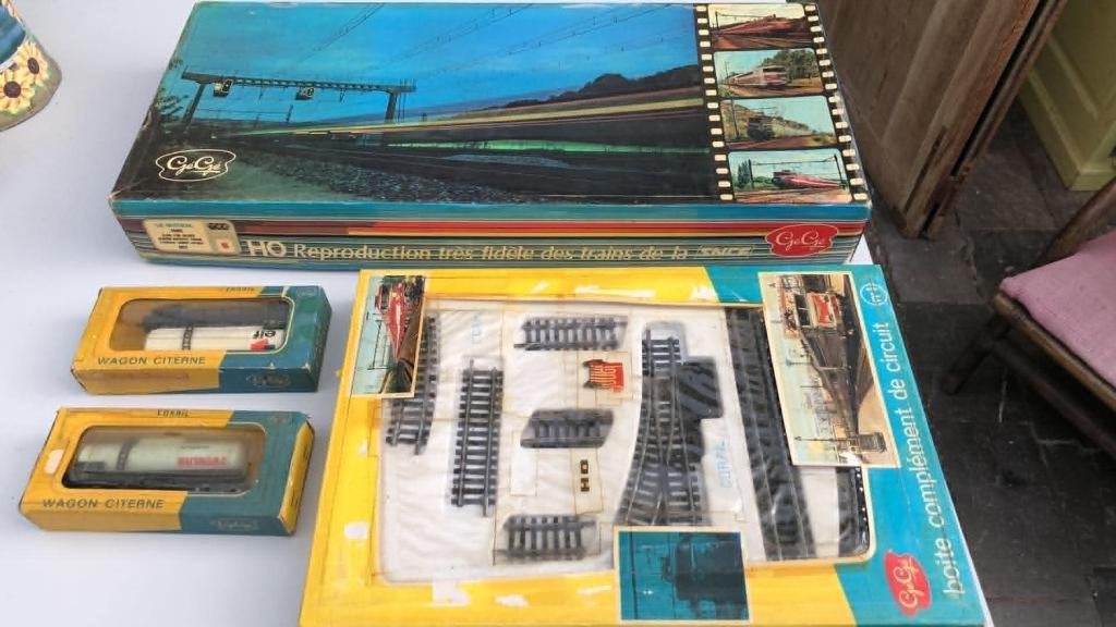 Lot trains Gege l'Aquilon + compléments, Hobby & Loisirs créatifs, Modélisme | Autre, Enlèvement ou Envoi