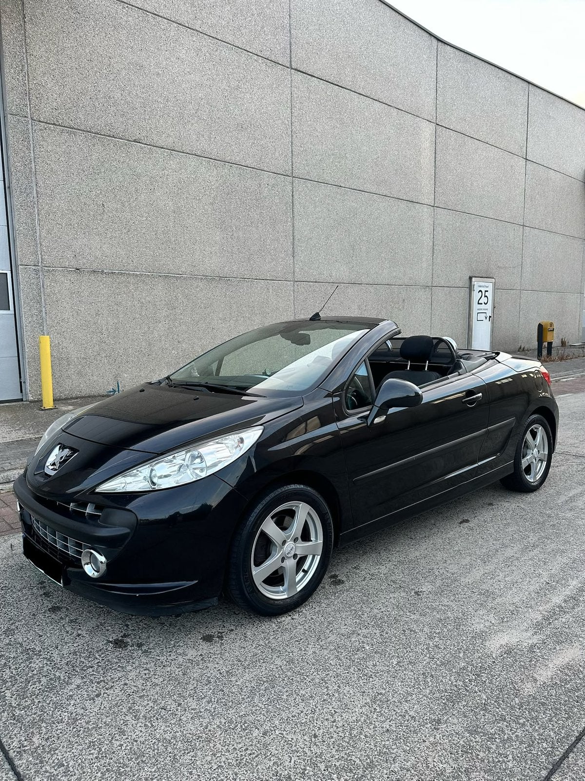 Peugeot 207 cc essence automatique, Auto's, Peugeot, Automaat, Particulier, Apple Carplay, Te koop