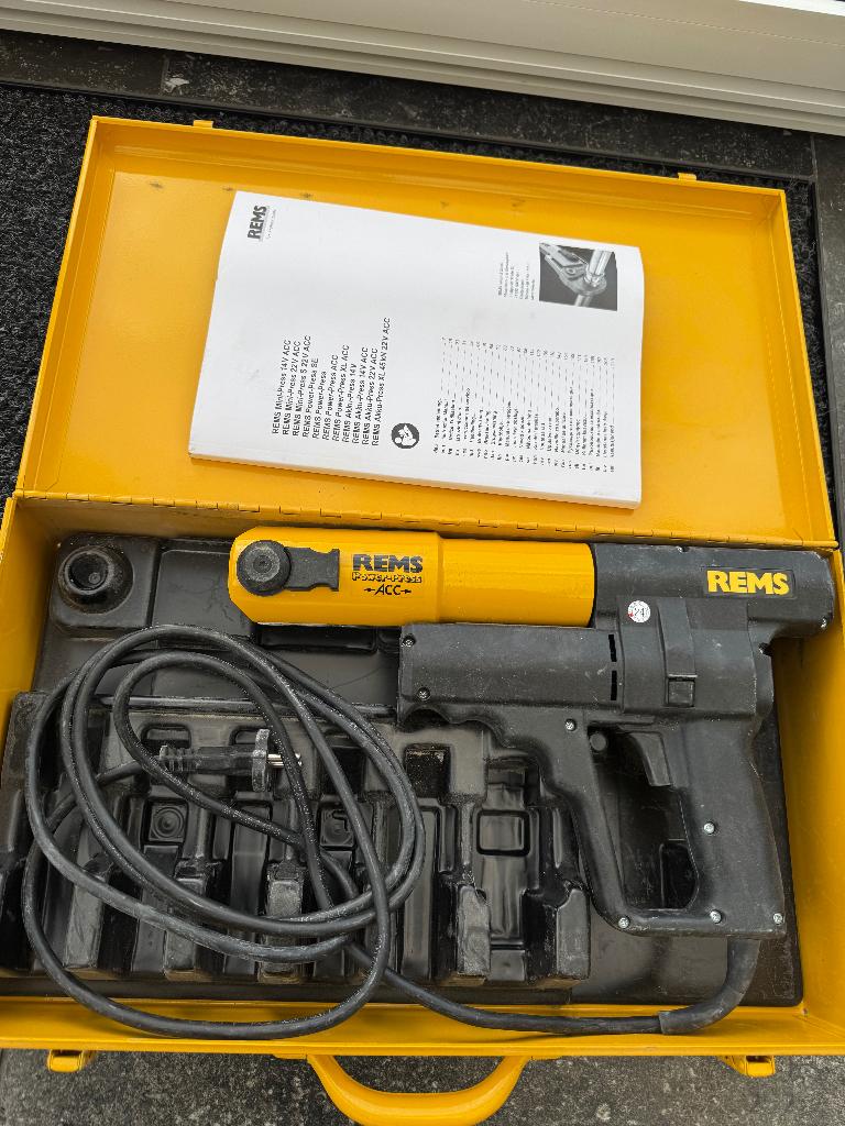 REMS Sertisseuse Hydrolique 220V, Ophalen, Zo goed als nieuw
