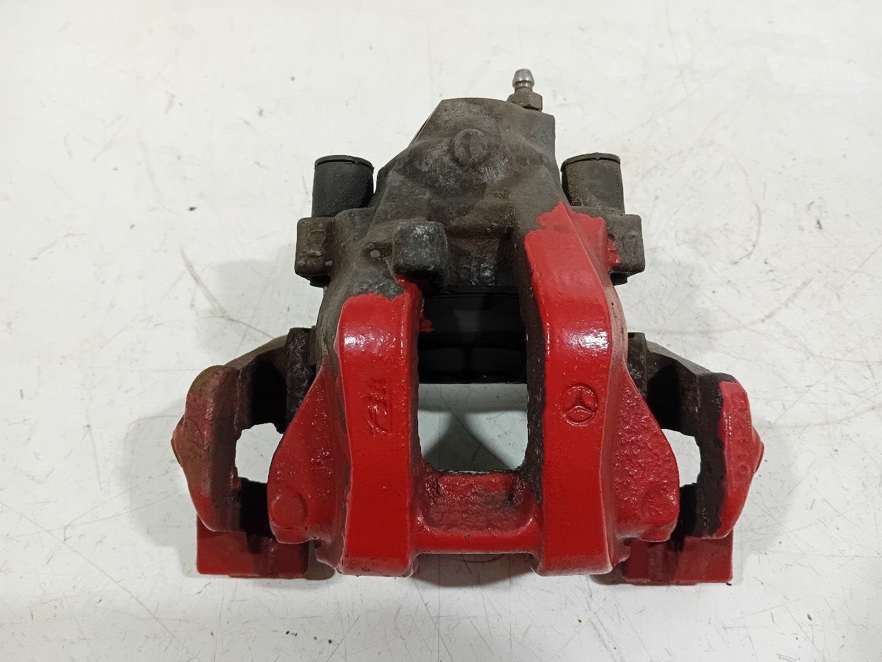 Remklauw rechts achter Mercedes-Benz E-Klasse, Onderdelen@venauto.nl, Van der Ven Autorecycling B.V., Gebruikt, Ettenseweg 76, 4706 PB Roosendaal, The Netherlands