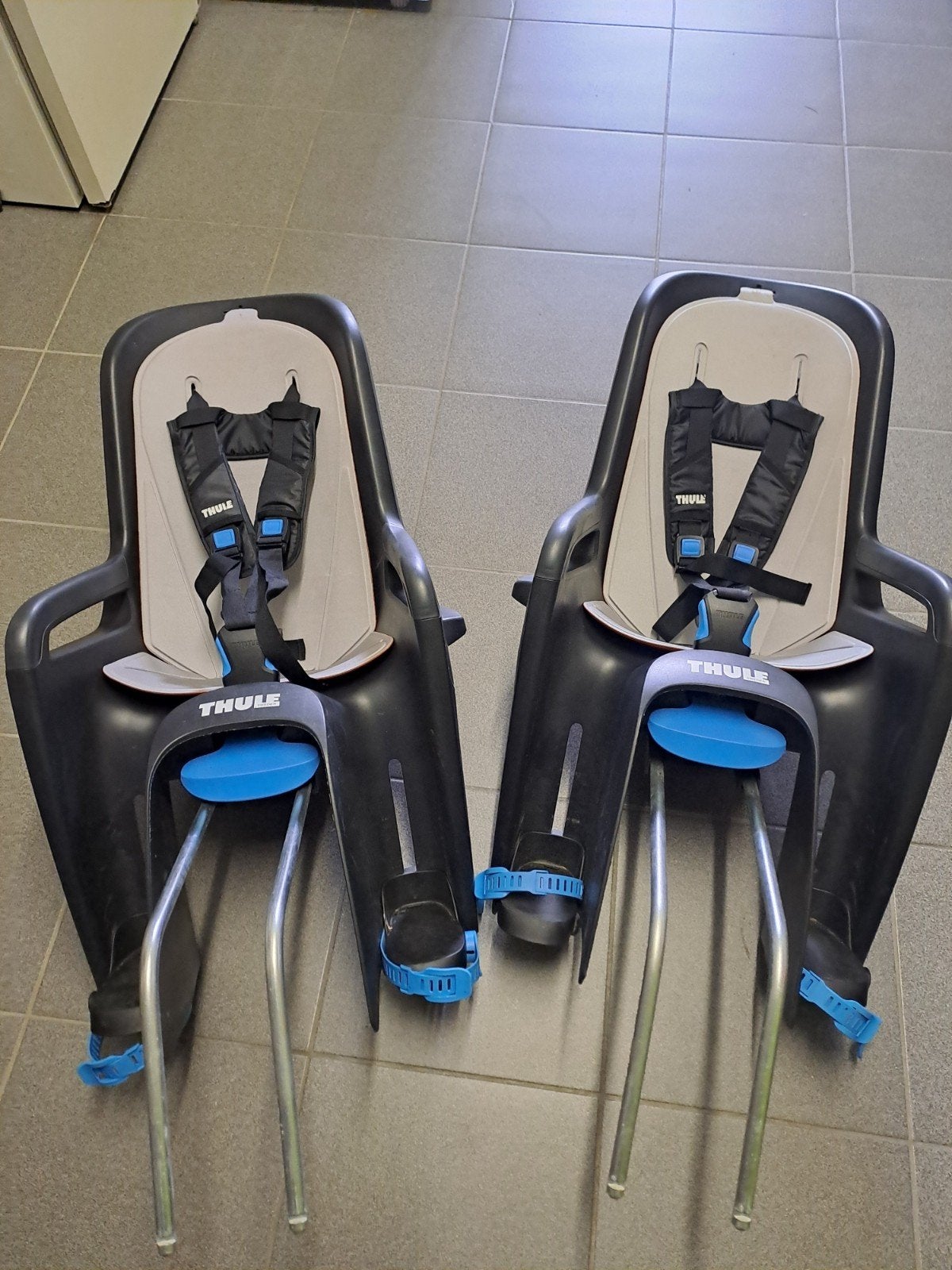 2 x Thule ridealong kinderzitje, Enlèvement