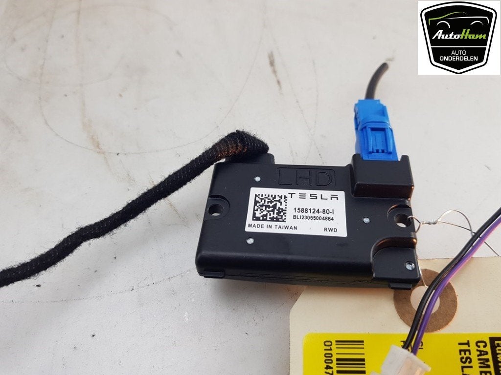 CAMERA VOOR Tesla Model Y (5YJY) (01-2019/01-2025), Germany_Sales@tesla.com, Gebruikt, Overige automerken, Ludwig-Prandtl-Straße 27 - 29
12526  Berlin, DE