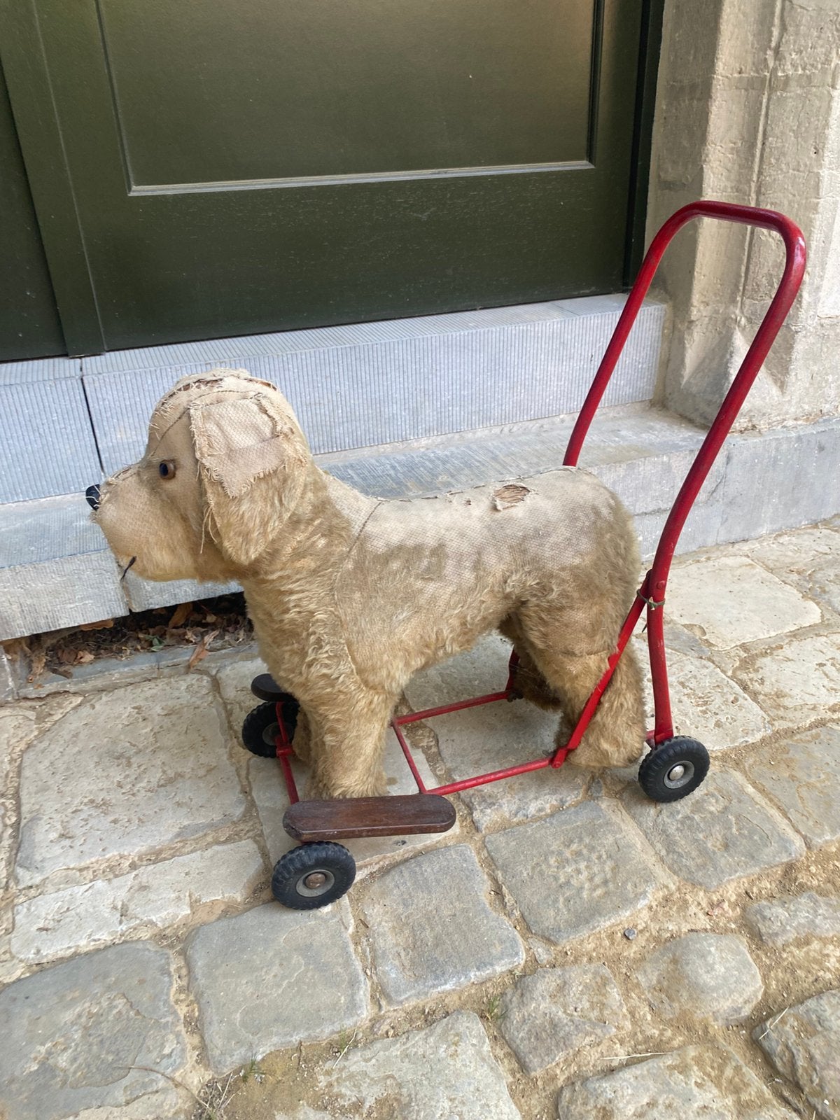 Antiek: speelgoed looprekje hond op wielen, Antiek en Kunst, Ophalen