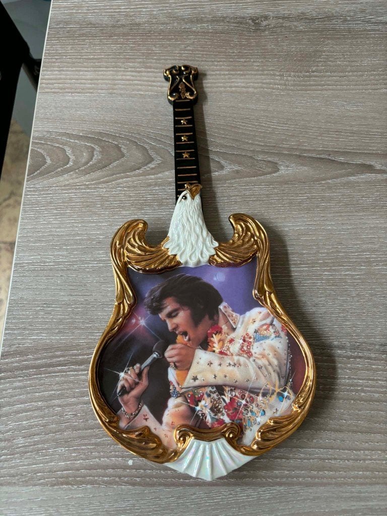 Elvis plate, Aloha from Hawaii in gitaarvorm van Bradford, Ophalen of Verzenden, Nieuw, Overige typen