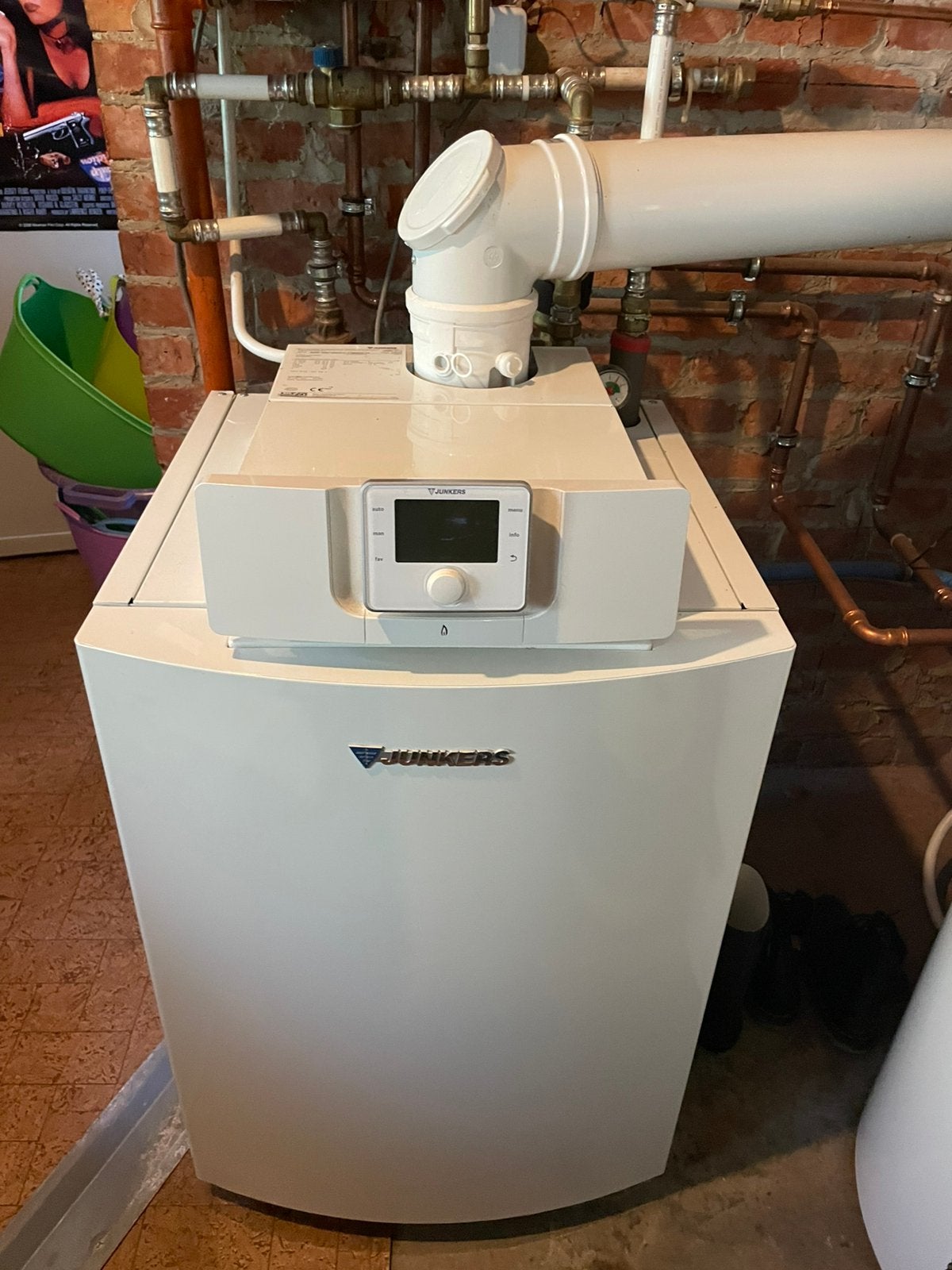 Chaudière à condensation au fioul Junkers Suprapur-O, Enlèvement, Utilisé, Boiler, 6 à 10 ans