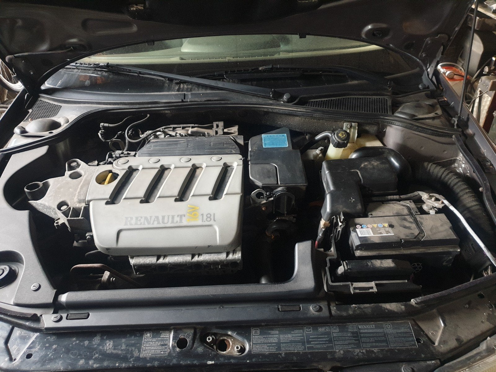 moter 1.8 inj 16v renault laguna 2  146000km, Ophalen, Renault