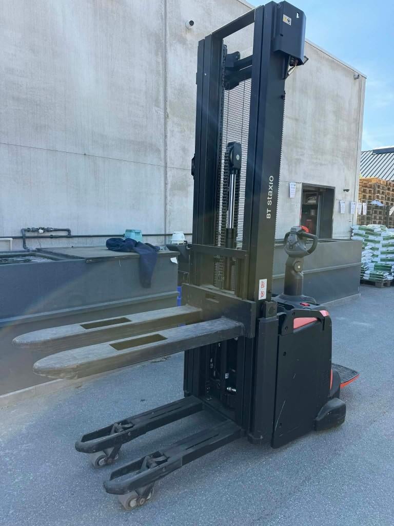 Tweedhands Elektrische Stapelaar Toyota Type: SPE160L, Ophalen, Stapelaar, Toyota, 1000 tot 2000 kg