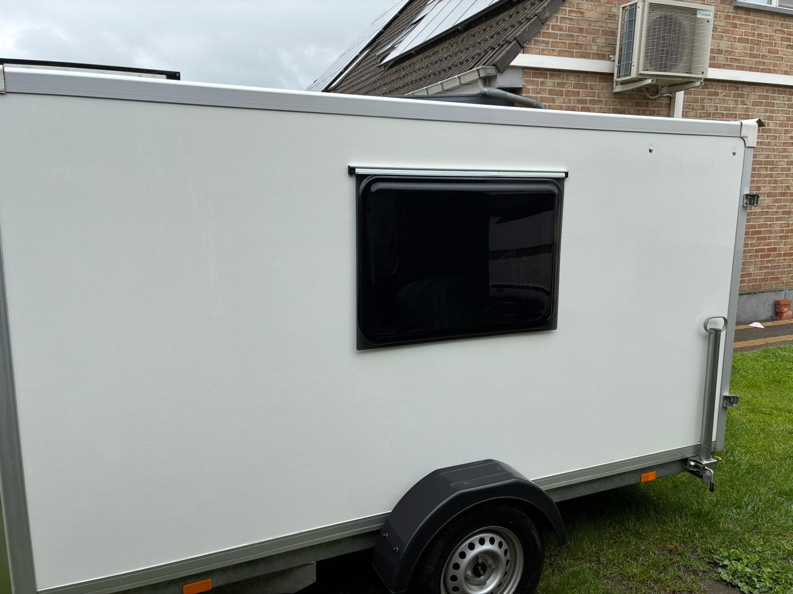 Mini caravan, Particulier, Zonnepaneel