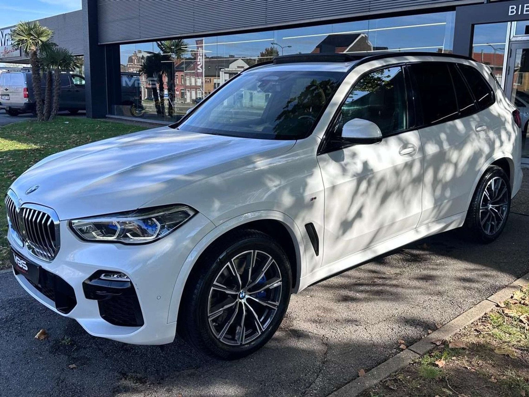 BMW X5 *3.0 *dA *xDrive* TVAC* PACK M TOIT *PANO* GARANTIE 1, Autos, Achat, 170 g/km, Entreprise, https://public.car-pass.be/vhr/2bce327b-ec52-4f5c-935d-1ad7ed5cc869