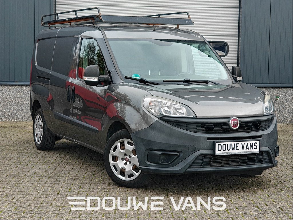 Fiat Doblò 1.3 Imperiaal Trekhaak Marge, Autos, Camionnettes & Utilitaires, 1360 kg, Achat, 90 ch, Entreprise