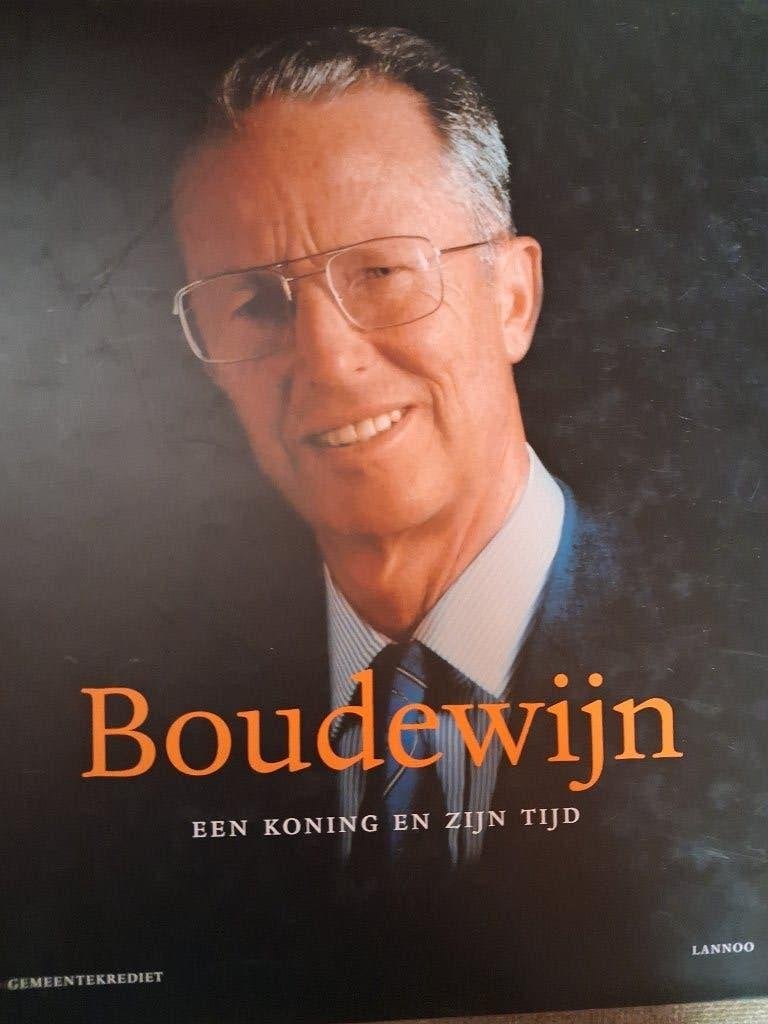 BOUDEWIJN een koning en zijn tijd - gemeentekrediet, Boeken, Ophalen of Verzenden, 20e eeuw of later