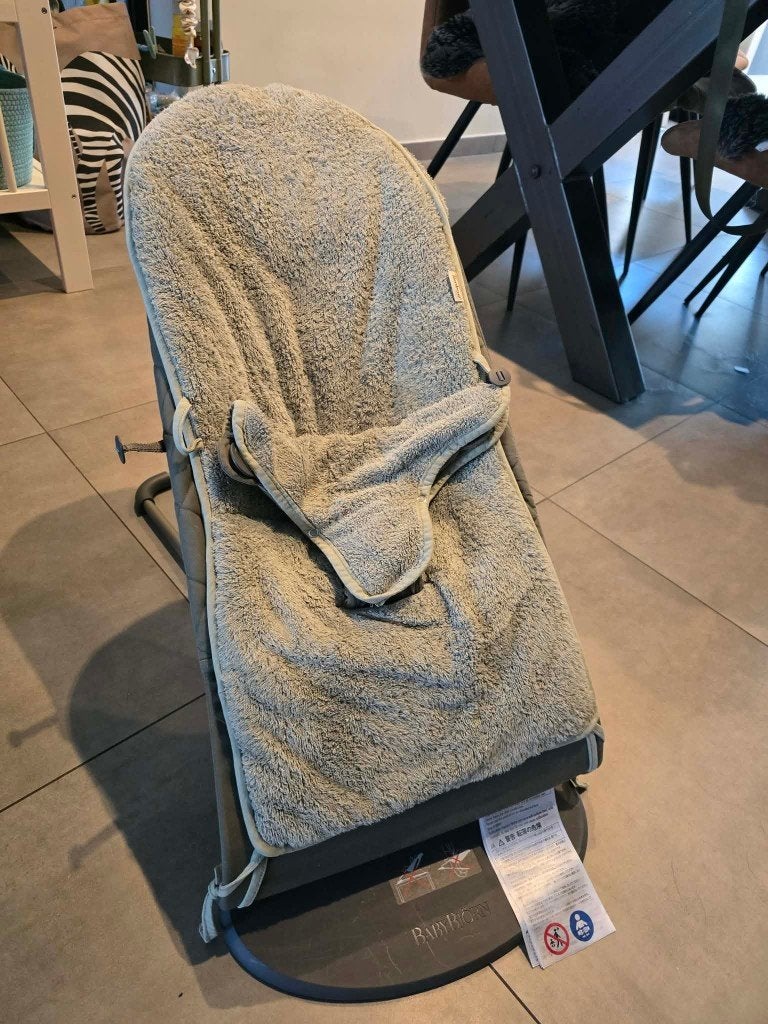 BabyBjörn wipstoel met toebehoren, Kinderen en Baby's, Wipstoeltjes, Wipstoel, Met gordel(s) of riempje(s), Zo goed als nieuw