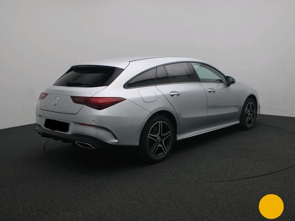 Mercedes-Benz CLA 250e STAR EDITION Shooting Brake + AMG + N, Auto's, Stof, Gebruikt, 4 cilinders, 16 kWh