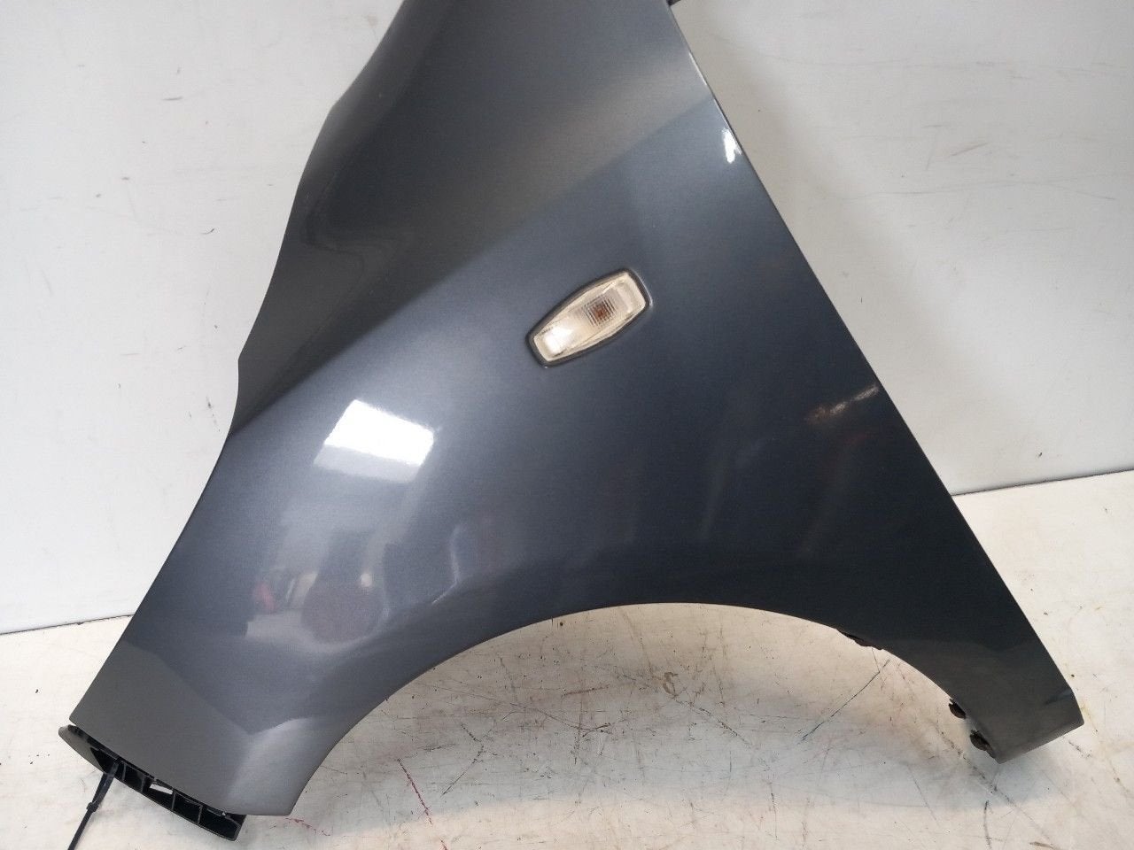 Spatbord links voor Hyundai i10, Onderdelen@venauto.nl, Van der Ven Autorecycling B.V., Gebruikt, Ettenseweg 76, 4706 PB Roosendaal, The Netherlands