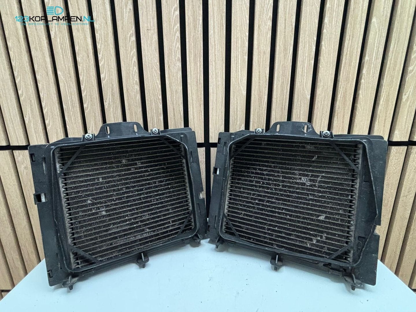 BMW M5 F10 M6 F12 F13 extra koeler radiateur links rechts, Auto-onderdelen, Gebruikt, -, -, Ophalen of Verzenden