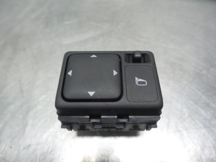 Commutateur rétroviseur d'un Nissan Micra (Micra 03-), -, 3 mois de garantie, Utilisé, -