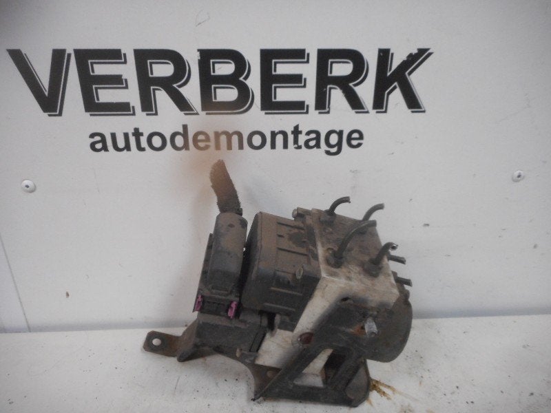 BLOC ABS (FREINS ANTI-BLOCAGE) Opel Astra G (F08 / 48), Robert Bosch AG, Opel, Utilisé, Robert-Bosch-Allee 1
74232  Abstatt, DE