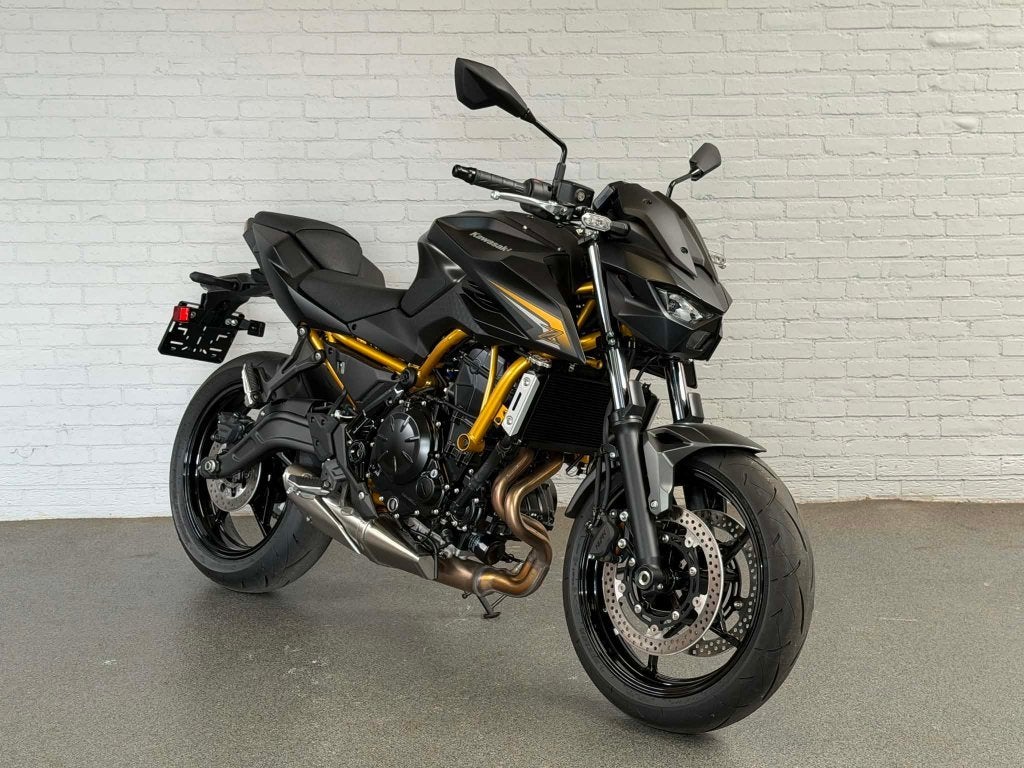 Kawasaki - Z650S 2026 (btw motor) - Moto Center Mertens, Motos, Motos | Kawasaki, Permis Moto A, Entreprise, Plus de 35 kW, Contrôle de traction