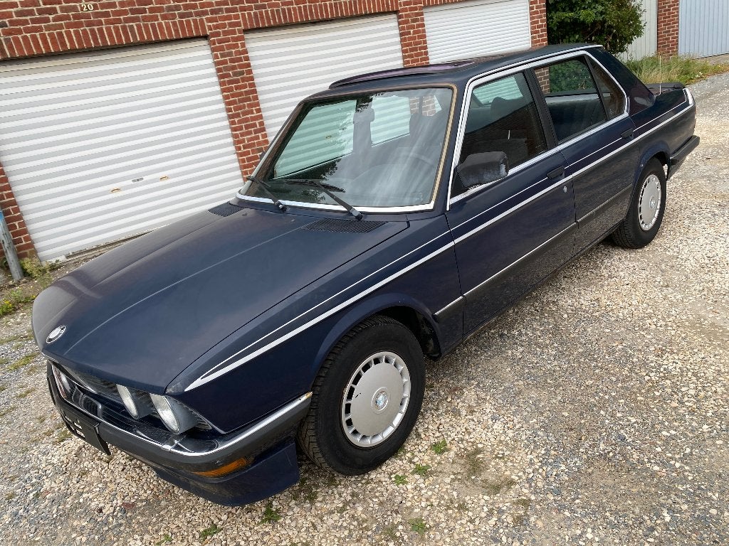 BMW E28 520i 1986 208 km Mtech Oldtimer, Auto's, Particulier, Te koop
