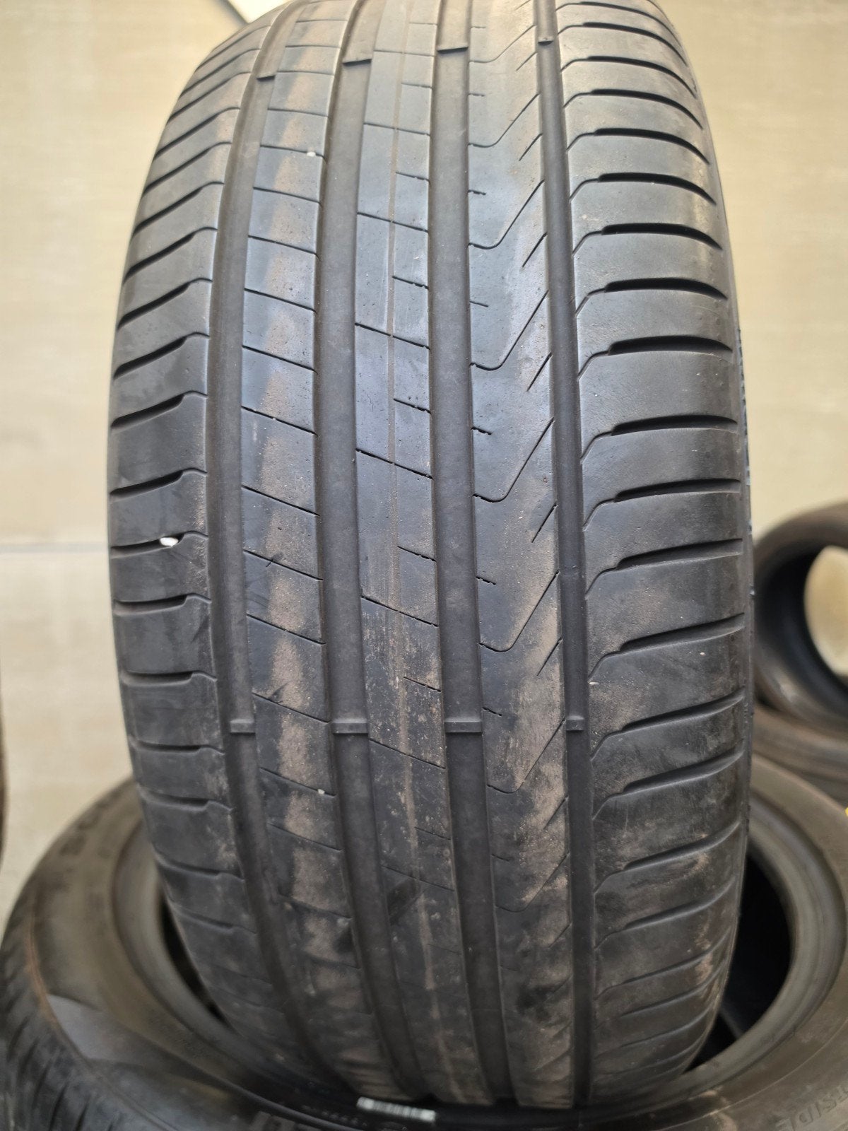 255/45 r19 100v pirelli 25545r19, Autos : Pièces & Accessoires, Enlèvement ou Envoi