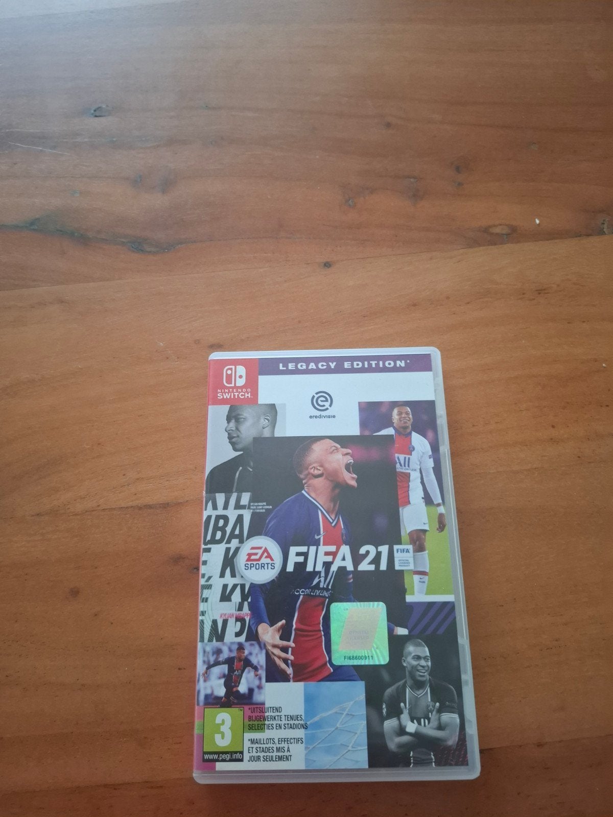 FIFA 21 - Édition Essentielle, Enlèvement ou Envoi, Sport, À partir de 3 ans