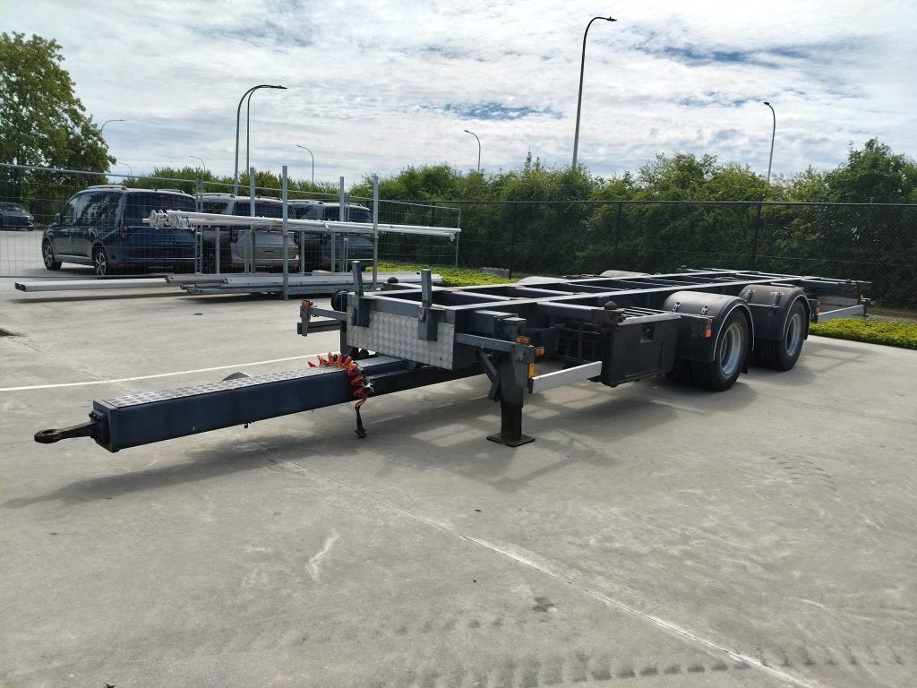Renders wipkar BDF systeem voor wissellaadbakken/containers, Articles professionnels, Machines & Construction | Transport, Enlèvement