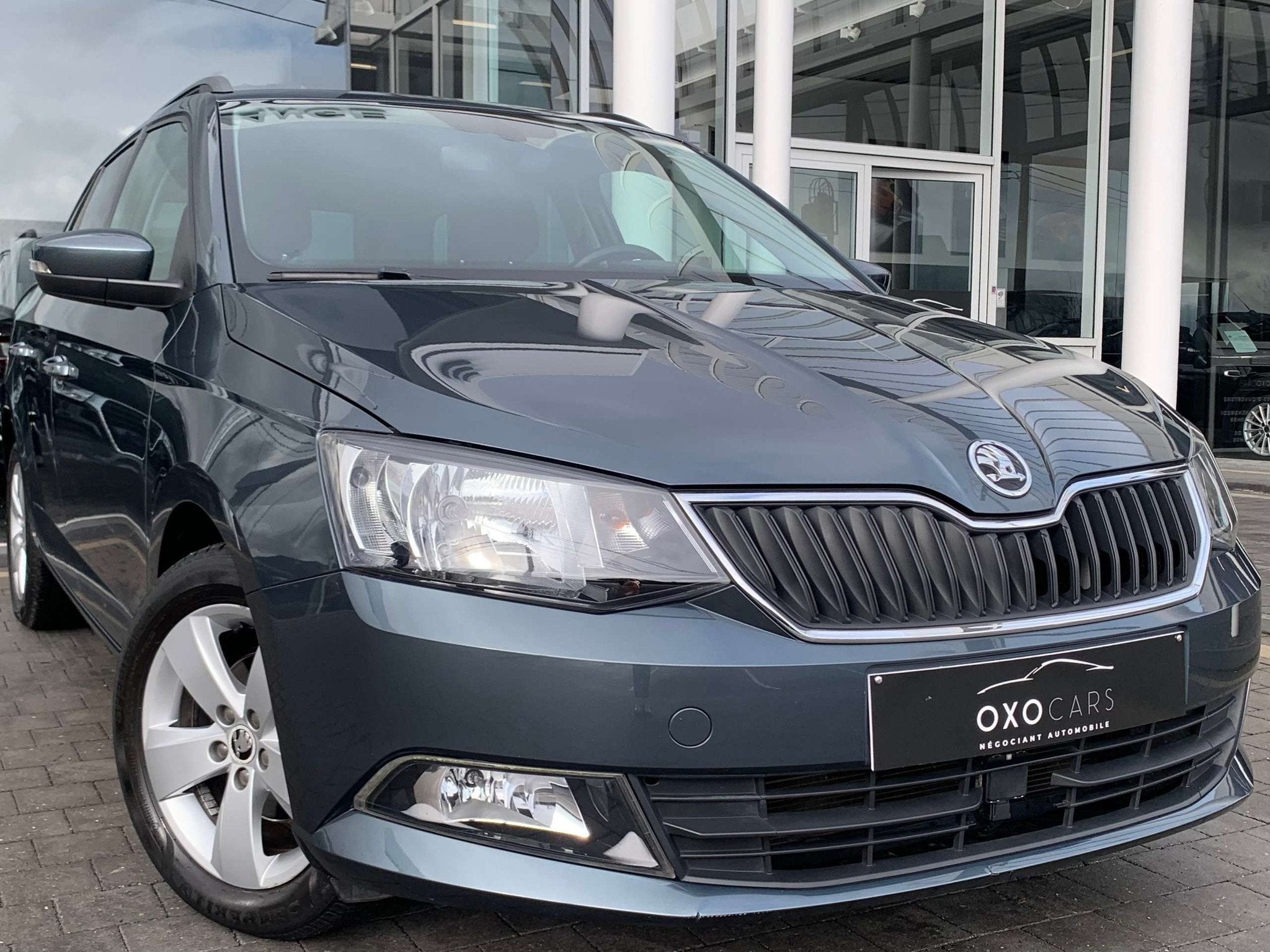 Skoda Fabia SW 1.2 TSI 90CV / Airco / Cruise / Radar de Recu, Autos, Argent ou Gris, Achat, 90 ch, Euro 6