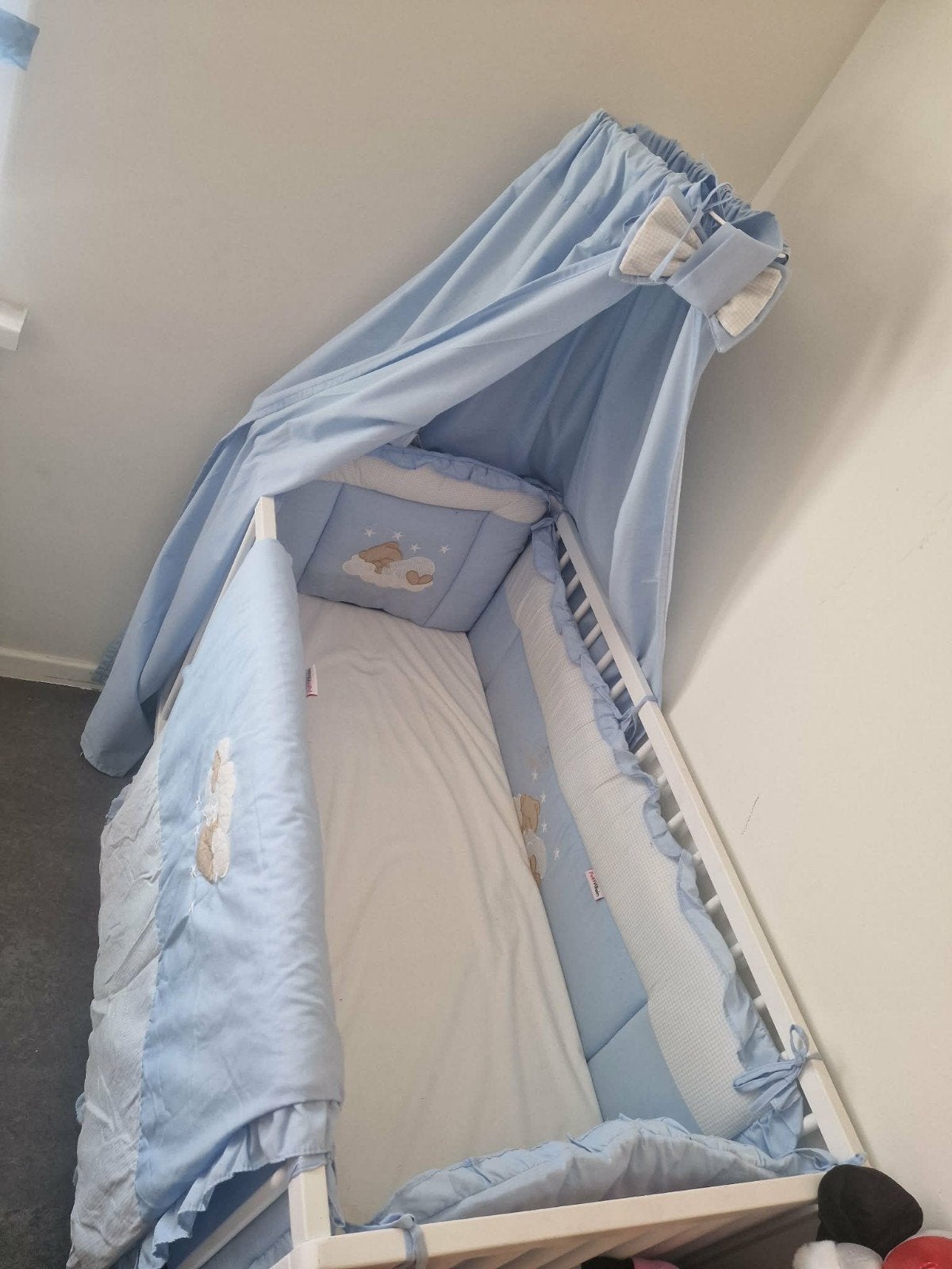 bed  voor jongen, Ophalen
