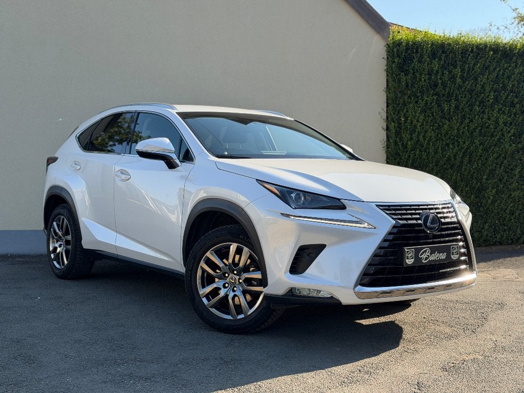 Lexus NX 300h Belgisch voertuig in zeer nette staat !, Auto's, Lichtsensor, Wit, Leder, Bedrijf