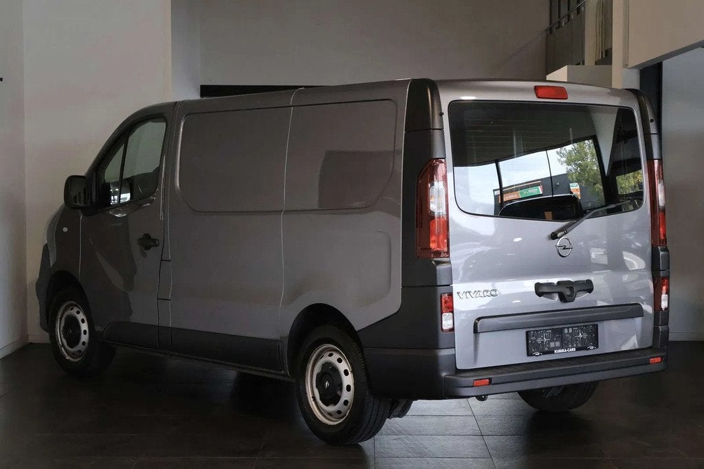 Opel Vivaro Vivaro 1.6 CDTI L1H1 Airco CruiseC, Argent ou Gris, 170 g/km, Entreprise, Boîte manuelle