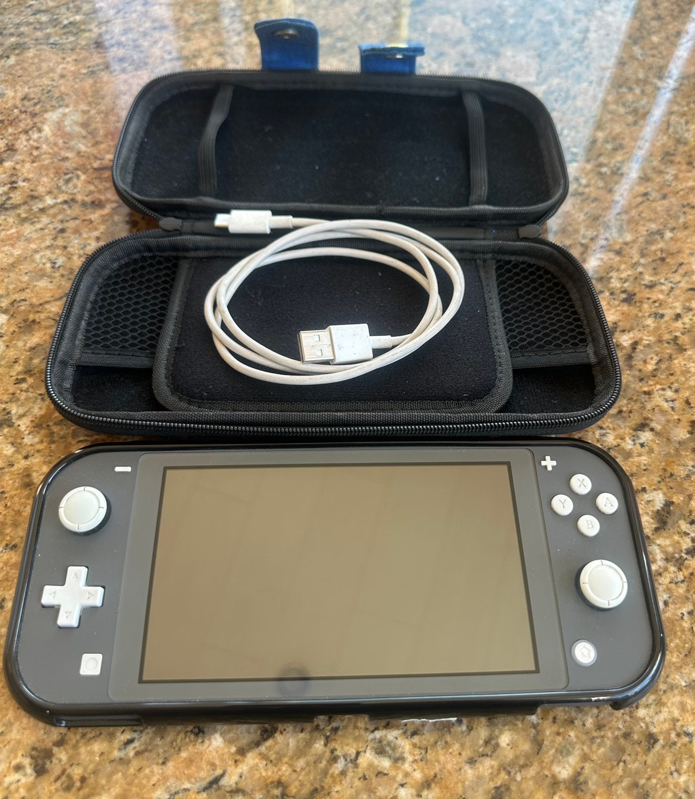 Nintendo switch lite, Games en Spelcomputers, Spelcomputers | Nintendo Switch Lite, Ophalen of Verzenden, Grijs, Gebruikt, Met beschermhoes of tas