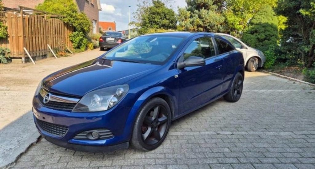 Opel Astra GTC — 1.6 essence automatique 107000 km CT OK, Autos, Entreprise, 635 kg, 185 g/km, 1200 kg