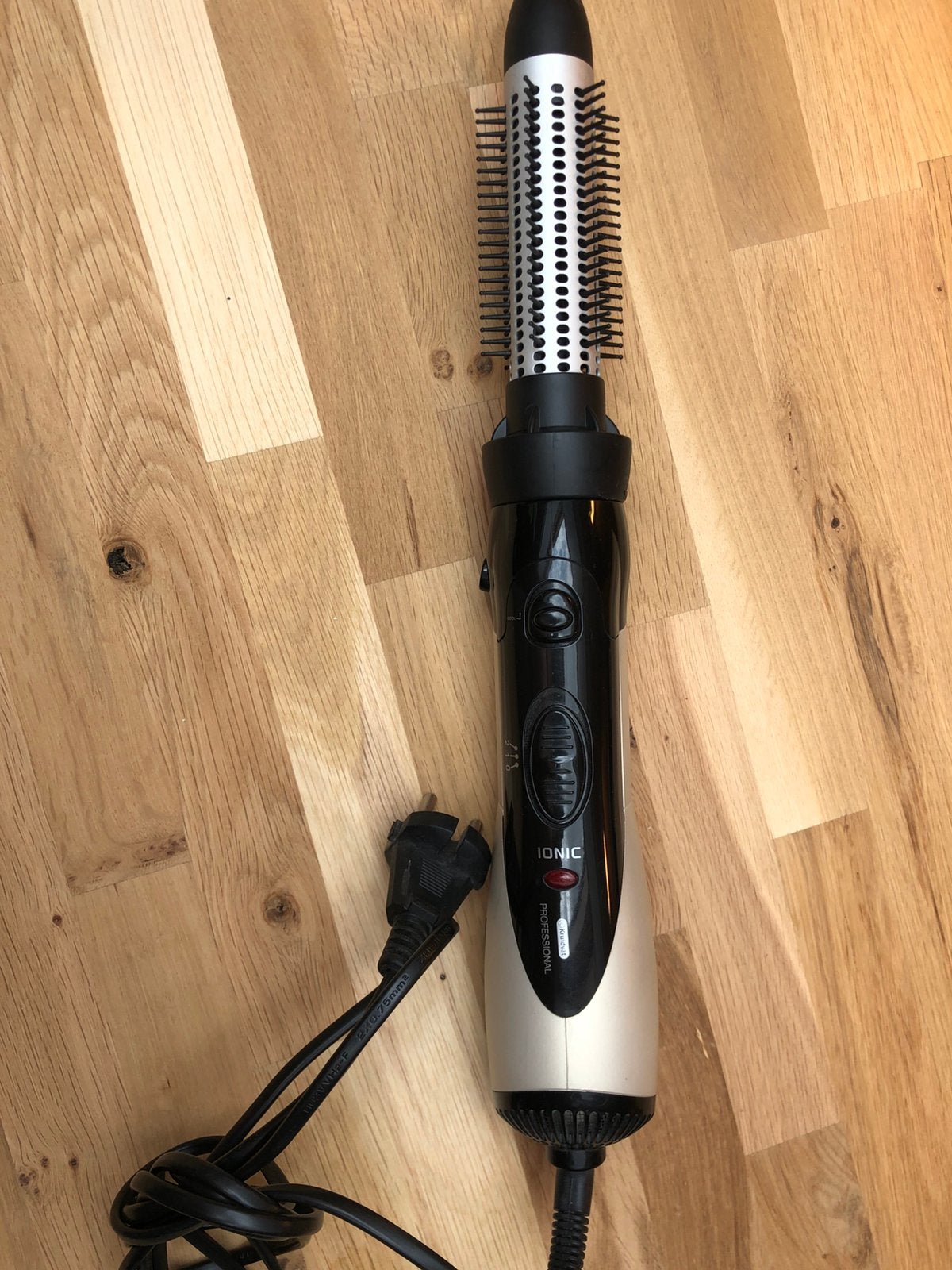 Kruidvat Professional Ionic warmeluchtborstel, Ophalen of Verzenden, Gebruikt, Haardroger