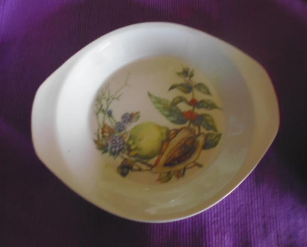 borden Boch, Assiettes(s), Comme neuf, Enlèvement, Autres matériaux