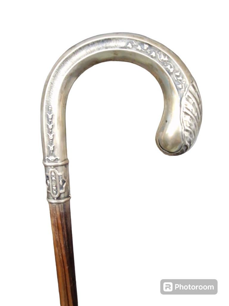 Ancienne Canne de marche ,pommeau en argent, Divers, Bâtons de marche, Enlèvement, Utilisé