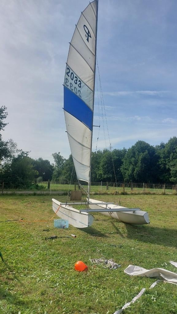 Catamaran, Watersport en Boten, Ophalen