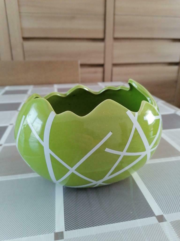 Te koop: bloempot eierschaal groen, Ophalen, Zo goed als nieuw