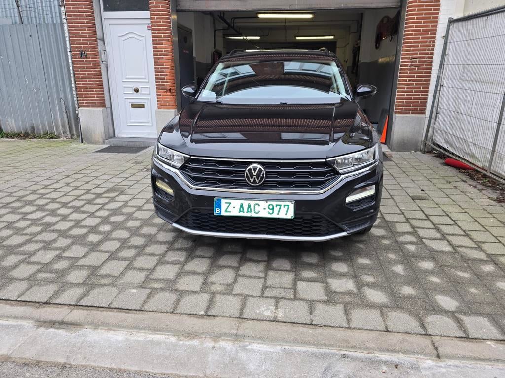 Volkswagen t-roc 1.0 benzine 81kw navigation climatisation, Autos, Achat, Euro 6, Entreprise, Boîte manuelle