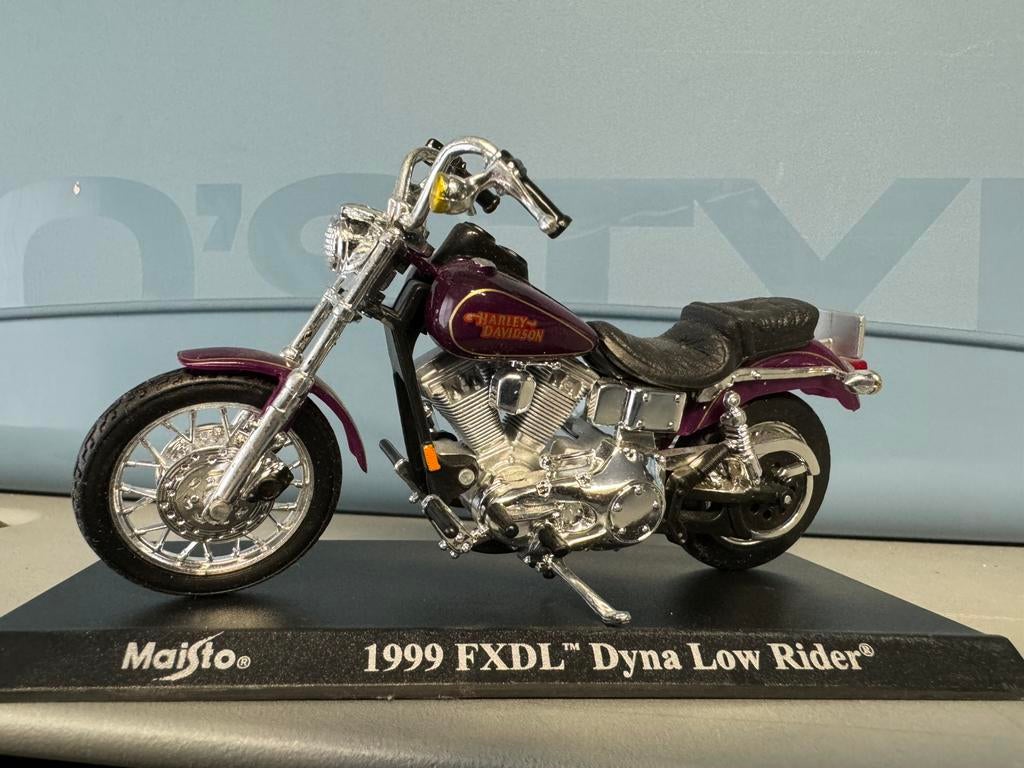 Harley-Davidson 1999 FXDL Dyna Low Rider Maisto 1/18, Ophalen of Verzenden, Zo goed als nieuw, Maisto