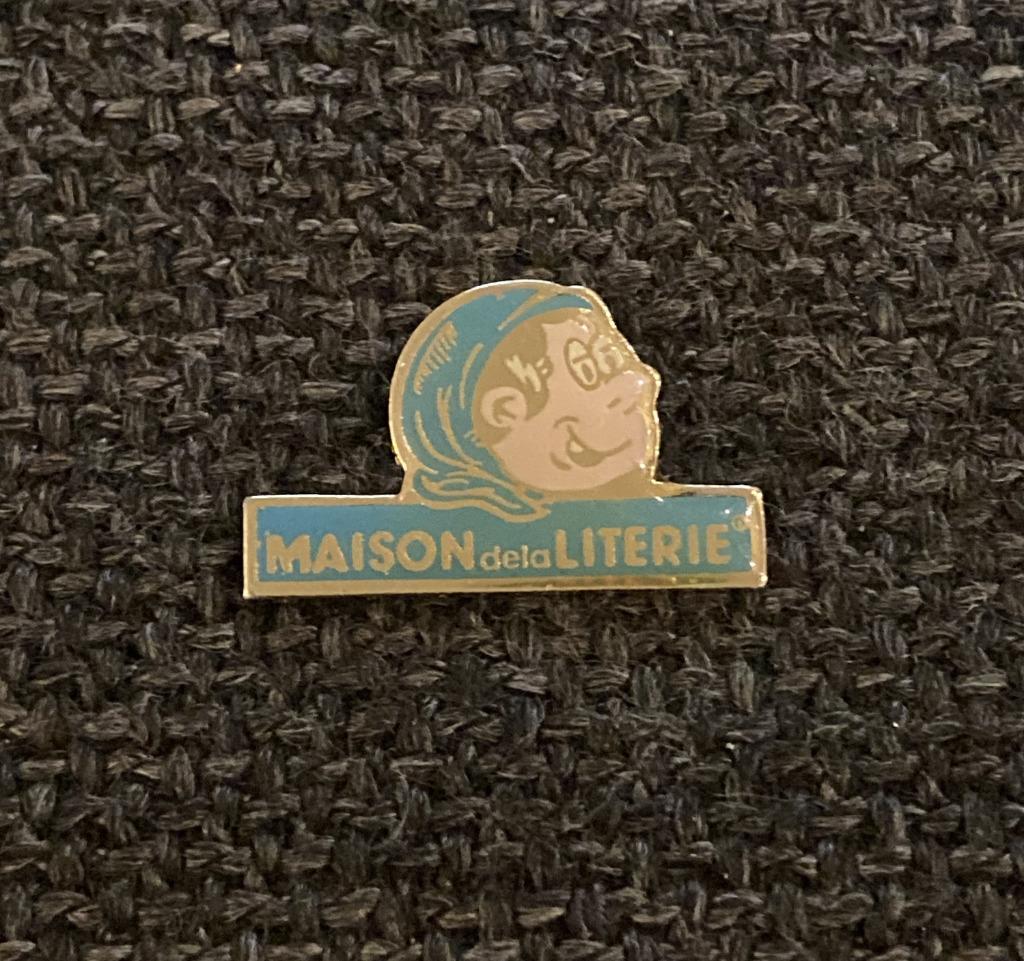 PIN - MAISON DE LA LITERIE, Envoi, Utilisé, Autres sujets/thèmes, Insigne ou Pin's
