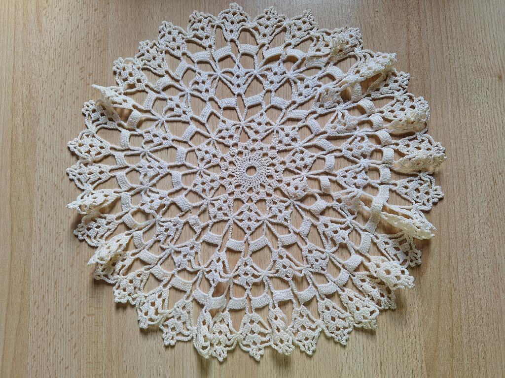 Joli napperon ancien, Antiquités & Art, Enlèvement ou Envoi