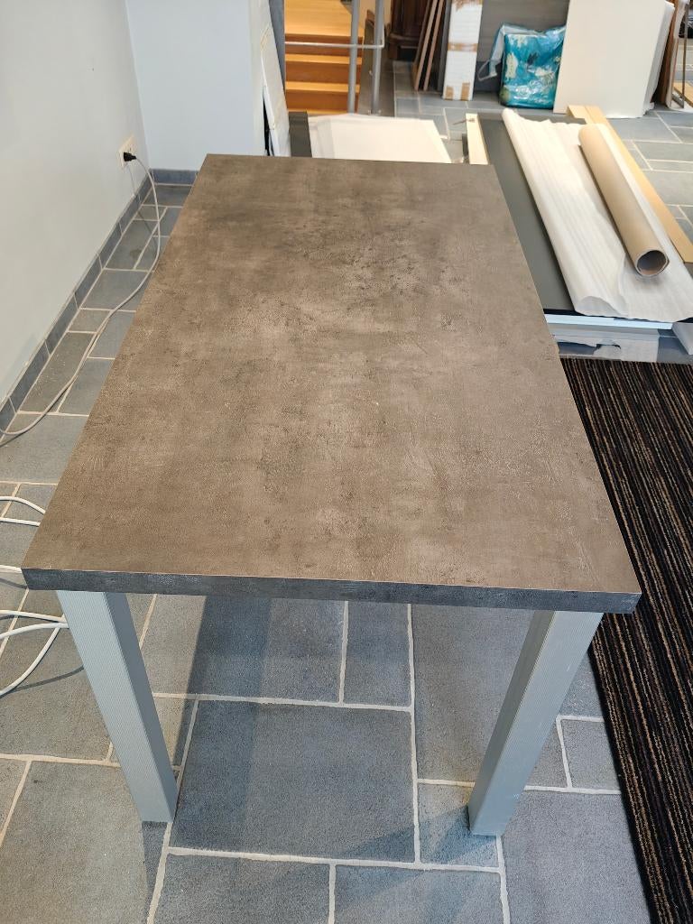 Toonzaalmodel Keukentafel, Huis en Inrichting, Tafels | Eettafels, Ophalen, Kunststof, 100 tot 150 cm, Nieuw